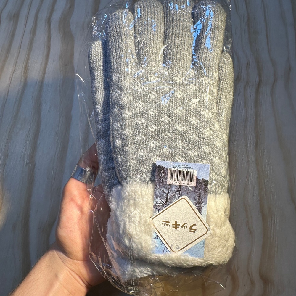 Rakkii Women Grey Knit Winter Gloves Faux Fur Trim Snowflake Pattern X10017 NEW